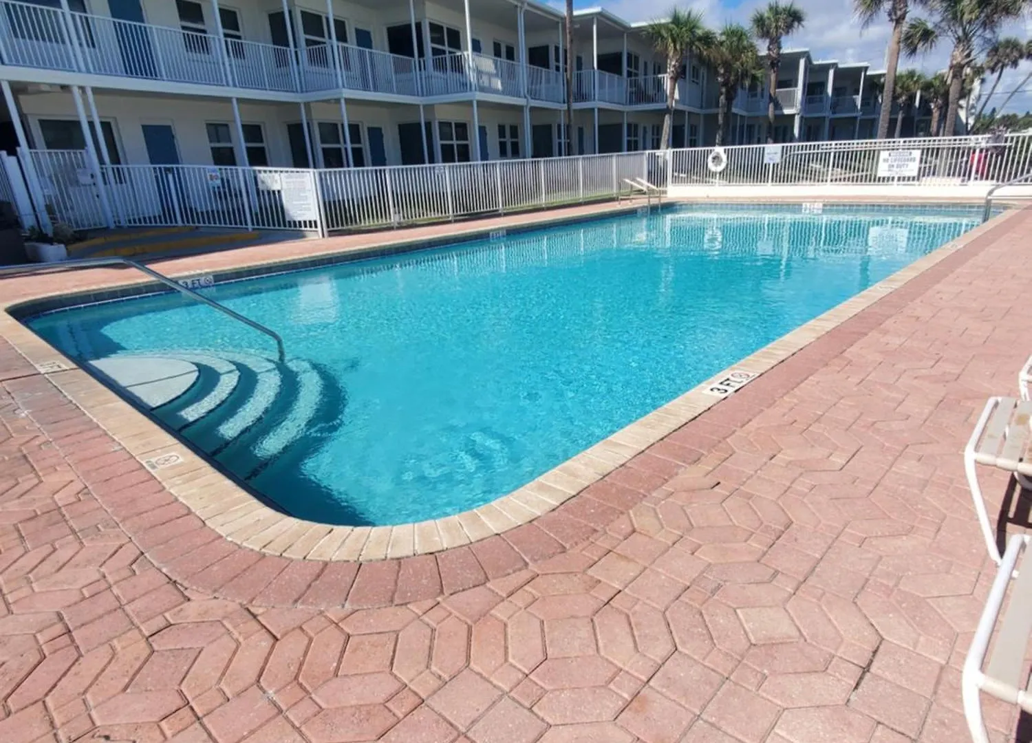Beachside Bliss Ocean Views & Endless Fun Daytona Beach! Apartment
