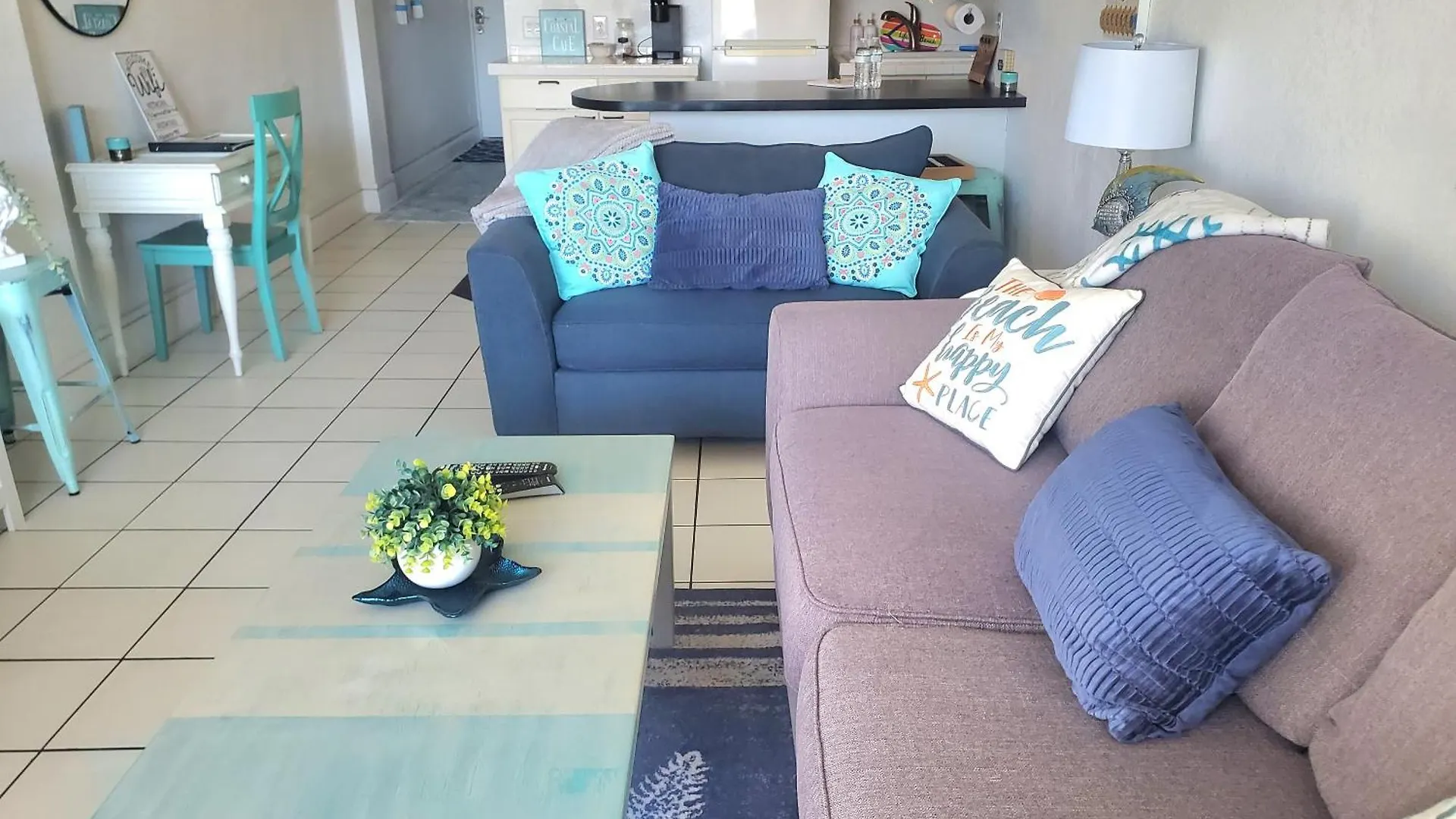 Beachside Bliss Ocean Views & Endless Fun Daytona Beach! Apartment